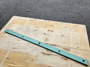 plat_maintien_patin_caoutchouc